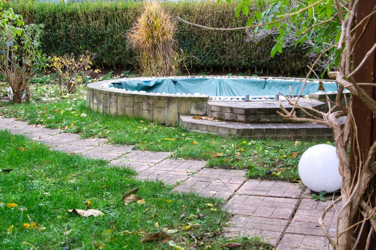 Mycozyplace - Zwei Gemuetliche Zimmer Fuer Vier Dresden Bagian luar foto